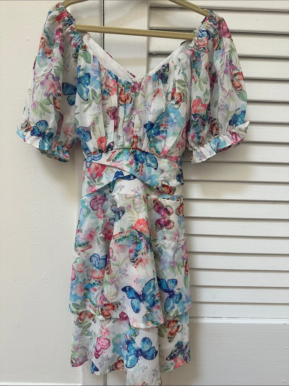 Katie J NYC White Floral Butterfly Tiered Dress
